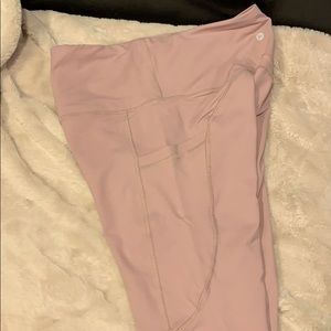 Blush workout leggings